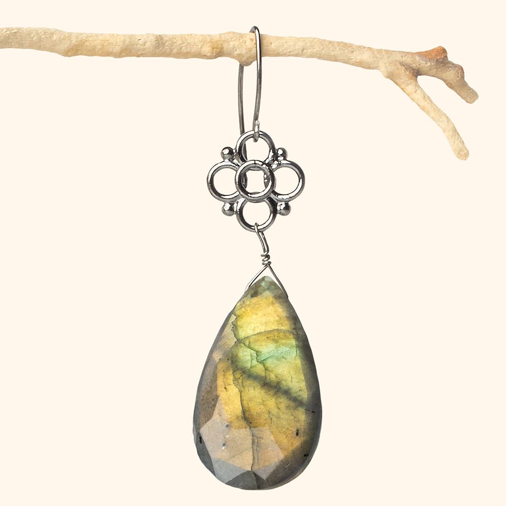 Set of 6 | 13mm Quatrefoil Spacer Beads with 2mm Large Hole - AtlantaFindingsCompany